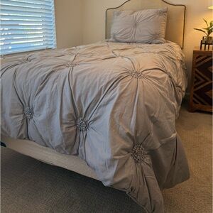Pottery Barn Teen Quilt Comforter Grey Twin